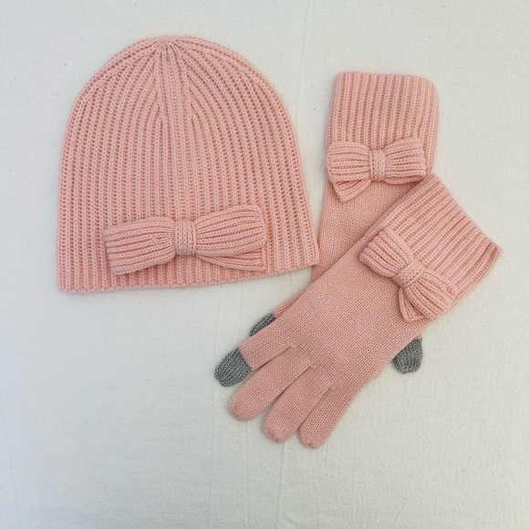 kate spade Accessories - Kate spade ♠️ Pink Knit Hat and Glove Set
